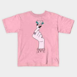 Finger Heart Kids T-Shirt